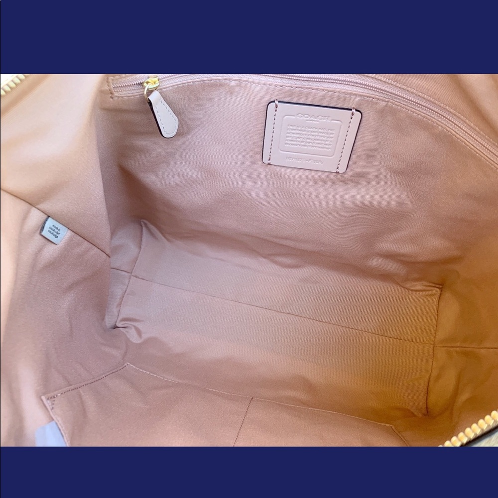 Gaby’sBags👜💕-Coach Large tote signature - Picture 5 of 6